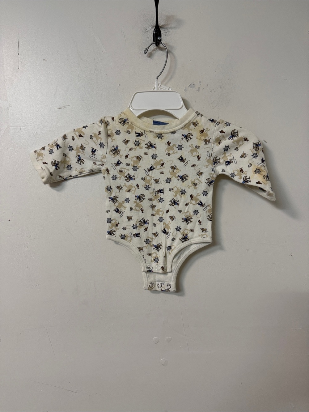 Cream Star & Animal Print Long-Sleeve Baby One-Piece